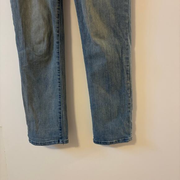 Caslon Boyfriend Jeans Women’s Size 8 Medium Wash Distressed Look Relaxed Fit - Picture 4 of 10